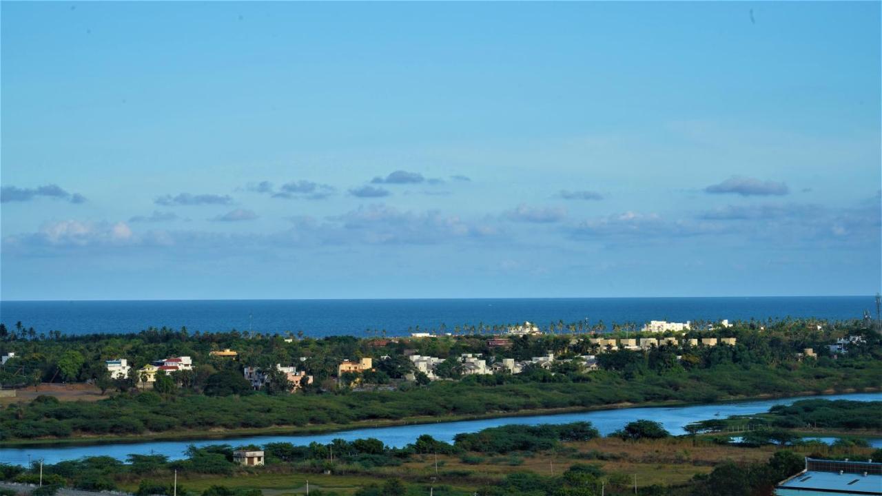 Novotel Chennai Sipcot Εξωτερικό φωτογραφία View of the town