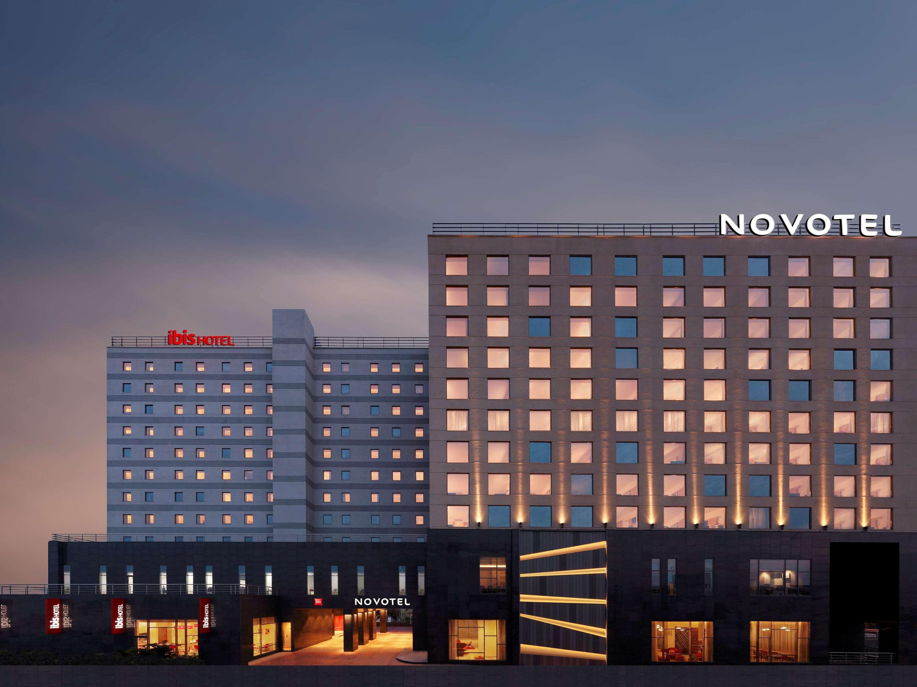 Novotel Chennai Sipcot Εξωτερικό φωτογραφία The hotel in 2014