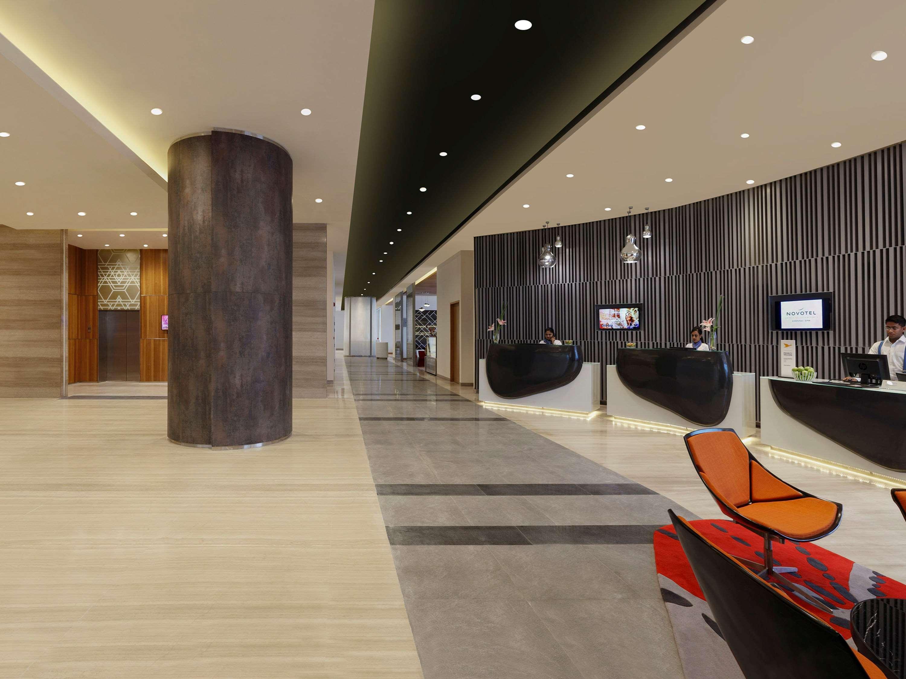 Novotel Chennai Sipcot Εξωτερικό φωτογραφία The lobby of the hotel