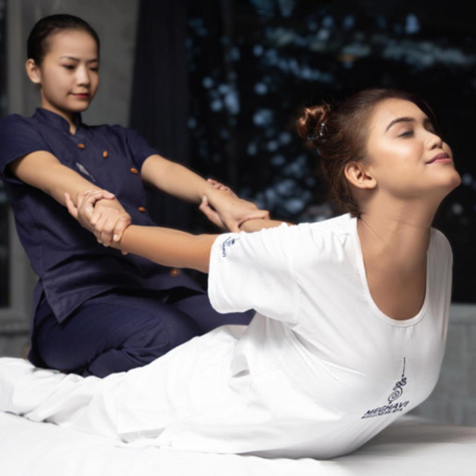 Novotel Chennai Sipcot Εξωτερικό φωτογραφία Thai massage